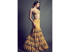 बॉलीवुड डिवाज को खूब भा रहा है लहंगे का ये नया स्टाइल, आप भी ले सकती हैं इंस्पिरेशन