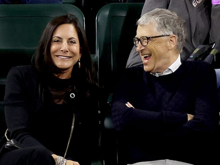 Bill Gates New Girlfriend Who is Paula Hurd Photos Widow Oracle CEO Bill Gates Reportedly Dating Widow Of Oracle CEO. Know All About Paula Hurd