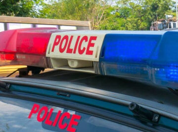 Noida News: नोएडा में 70-80 हथियारबंद दबंगों ने बोला खेत पर धावा, लाखों की फसल पर चलाई जेसीबी, केस दर्ज Noida 70-80 armed goons destroyed crops worth lakhs by JCB, case registered Noida News: नोएडा में 70-80 हथियारबंद दबंगों ने बोला खेत पर धावा, लाखों की फसल पर चलाई जेसीबी, केस दर्ज