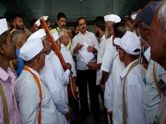 Belgaon: बेळगावात वारकऱ्यांचं 'भजन' आंदोलन, पंढरपूरला रेल्वे सेवा सुरु करण्याची मागणी