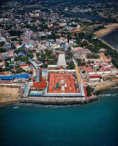 Tiruchendur murugan temple : ‘திருச்செந்தூரின் கடலோரத்தில்..’ கோலாகலமாக  நடைபெற்ற தை உத்திர வருஷாபிஷேகம்!