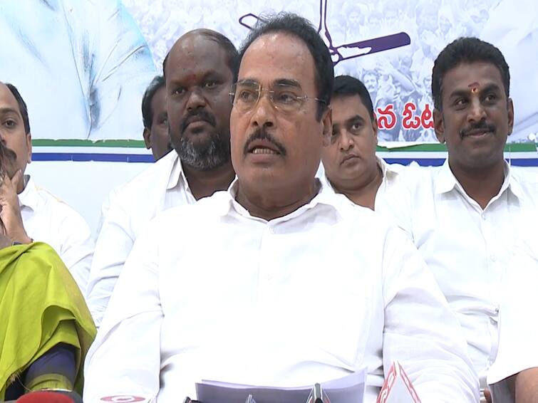 Chittoor Mla Arani Srinivasulu criticizes Chandrababu Nara Lokesh allegations on Land grabbing Chittoor News :  చంద్రబాబు వెన్నుపోటు రాజకీయం వల్ల మూడుసార్లు ఎమ్మెల్యే ఛాన్స్ కోల్పోయా- ఆరణి శ్రీనివాసులు