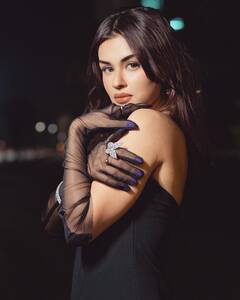 Avneet Kaur ने जब इंटरनेट पर किया 'काला जादू', अंदाज़ देख थम गई थी फैंस की सांसे