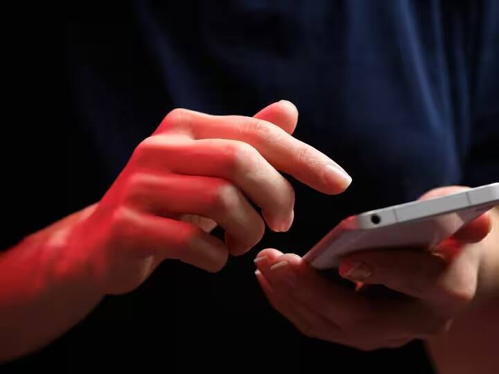 Moto E13 Launch : you can buy this best moto e13 smartphone with cheapest price and high features Launch: હવે દરેકની પાસે હશે ધાંસૂ ફિચર્સ વાળો ફોન, Moto E13 બસ આટલી સસ્તી કિંમતે થયો લૉન્ચ