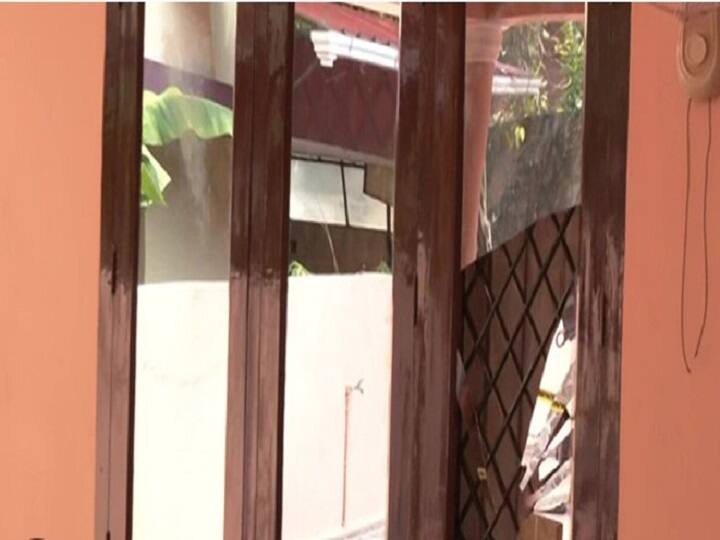 Union Minister Muraleedharan house vandalised in Thiruvananthapuram know more details in tamil Union minister Home Vandalised : அடித்து நொறுக்கப்பட்ட மத்திய அமைச்சரின் வீடு.. கண்டெடுக்கப்பட்ட ரத்த கறை...நடந்தது என்ன?