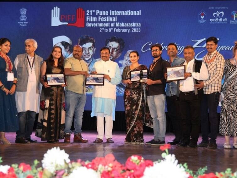 Pune International Film Festival madar wins best marathi film award आंतरराष्ट्रीय चित्रपट महोत्सवात 'मदार'ने मारली बाजी, ठरला सर्वोत्कृष्ट मराठी चित्रपट