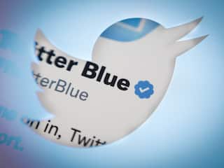 Twitter चा यूजर्सना झटका! पेड सबस्क्रिप्शन नसणाऱ्यांचं ब्लू टिक हटवणार, 1 एप्रिलपासून नवे नियम लागू