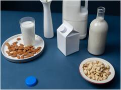 పాలలో జీడిపప్పు నానబెట్టుకుని తింటే ఈ సమస్యలన్నీ దూరం!