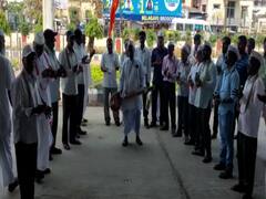Belgaon: बेळगावात वारकऱ्यांचं 'भजन' आंदोलन, पंढरपूरला रेल्वे सेवा सुरु करण्याची मागणी