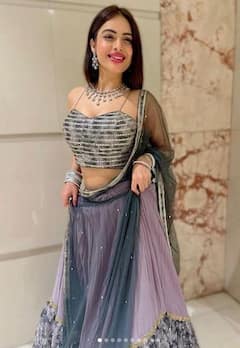 Neha Malik: ਨੇਹਾ ਮਲਿਕ ਨੇ ਇੱਕ ਵਾਰ ਫਿਰ ਐਥਨਿਕ ਲੁੱਕ 'ਚ ਕਰਵਾਇਆ ਫੋਟੋਸ਼ੂਟ, ਸੈਕਸੀ ਪੋਜ਼ ਦਿੰਦੇ ਹੋਏ ਦਿਖਾਇਆ ਖੂਬਸੂਰਤੀ ਦਾ ਜਲਵਾ