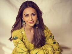 Rakul Preet Singh: క్యూట్ స్మైల్ తో కట్టిపడేస్తున్న హాట్ బ్యూటీ