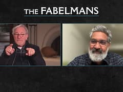 క్రియేటివ్ జీనియస్‌ను ఇంటర్వ్యూ చేసిన దర్శక ధీరుడు - ఆస్కార్ నామినేటెడ్ సినిమా గురించి ముచ్చట్లు!