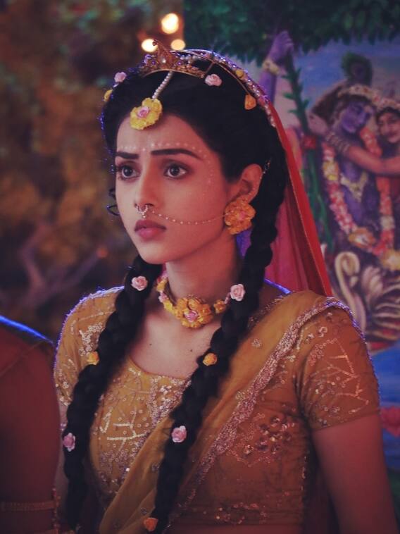 राधा कृष्ण की राधा रियल लाइफ में  हैं बेहद ग्लैमरस