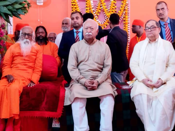 RSS Chief Mohan Bhagwat big statement in Bhagalpur Bihar Special appeal to the youth ann Mohan Bhagwat Bihar Visit: भागलपुर पहुंचे RSS प्रमुख मोहन भागवत, कार्यक्रम में दिया बड़ा बयान, युवाओं से खास अपील