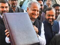 CM गहलोत का एलान- 23 लाख किसानों को नि:शुल्क बीज देगी सरकार, एक लाख किसानों को इसके लिए मिलेगा अनुदान