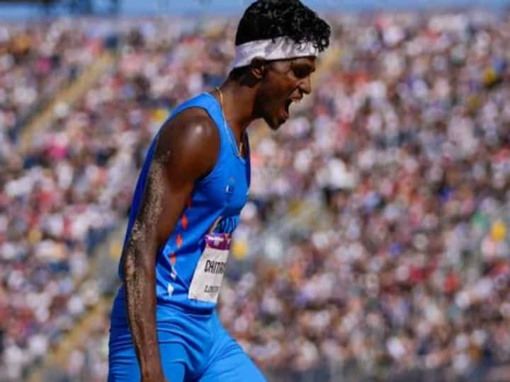 Asian Indoor Championships Tamil Nadu Player Praveen Chitravel wins Silver medal in Triple Jump Praveen Chitravel Win Silver: ஆசிய சாம்பின்ஷிப்பில் வெள்ளி வென்று அசத்திய தமிழக வீரர் பிரவீன் சித்திரவேல்..!