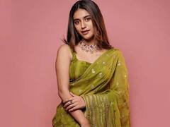 एक बार फिर नज़रों से घायल करने को तैयार हैं विंक गर्ल Priya Prakash Varrier, तस्वीरें देख याद आ जाएगा वो वीडियो