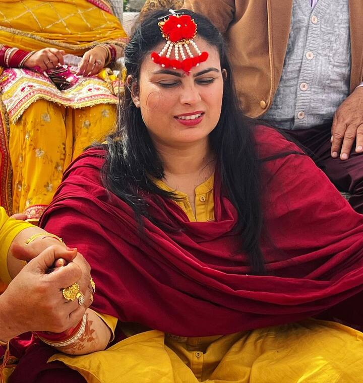 बलबीर को दुल्हनियां के लुक में देख फैंस काफी खुश नजर आए.