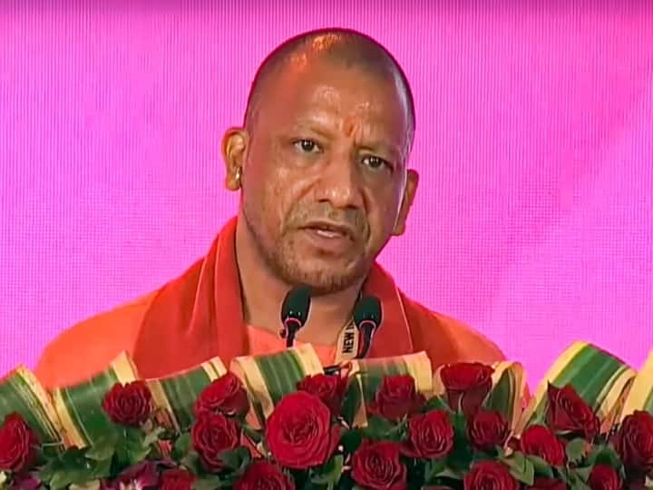 UP Global Investors Summit 2023 CM Yogi Adityanath Rajnath Singh PM Narendra Modi Praising UP GIS 2023: 'यूपी में निवेश के लिए 18643 एमओयू हुए साइन', ग्लोबल इन्वेस्टर्स समिट में बोले सीएम योगी