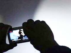 दोस्ती, भरोसा और धोखा! झांसा देकर वीडियो कॉल पर उतरवाए महिला के कपड़े, इंदौर का शख्स दिल्ली से गिरफ्तार