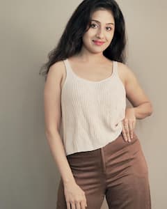 Paridhi Sharma Photos:टीवी से दूर ऐसी लाइफ बिता रही हैं ‘अकबर’ की ‘जोधा’, लेटेस्ट तस्वीरों में पहचानना होगा मुश्किल