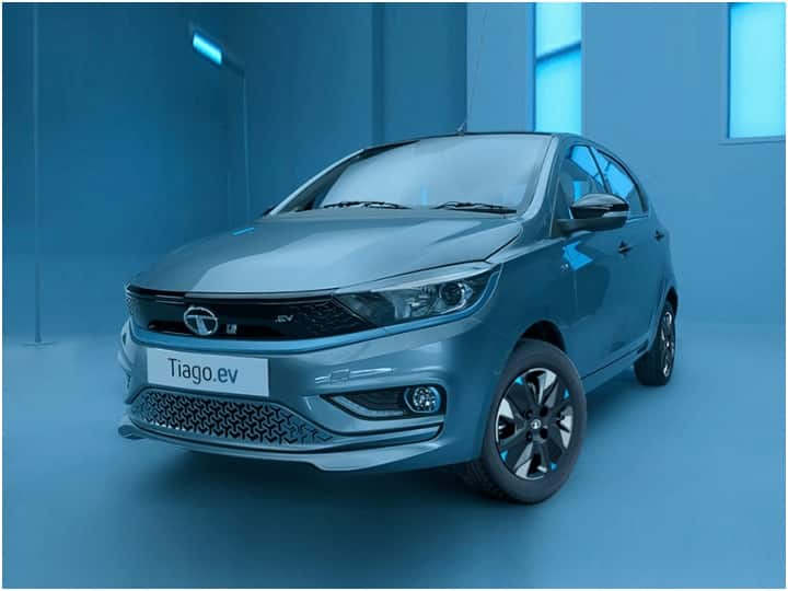 Tata Tiago EV Price Hiked Tata Motors hiked the price of their strong Electric Car Tata Tiago EV Tata Tiago EV Price Hike: टाटा के ग्राहकों को झटका! बढ़ाई अपनी किफायती इलेक्ट्रिक कार Tata Tiago EV कीमतें