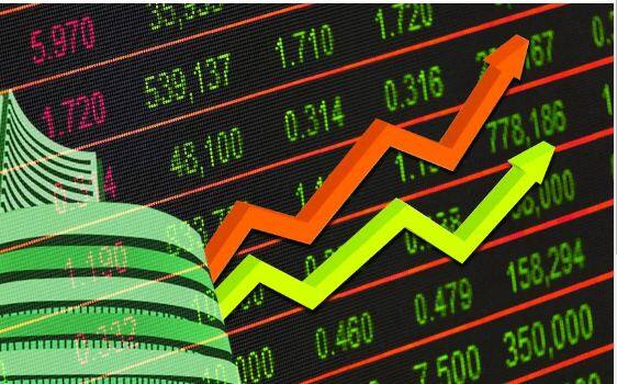 Stock Market Opening: ਘਰੇਲੂ ਸ਼ੇਅਰ ਬਾਜ਼ਾਰ 'ਚ ਅੱਜ ਲਾਲ ਨਿਸ਼ਾਨ ਦੇ ਨਾਲ ਕਾਰੋਬਾਰ ਸ਼ੁਰੂ ਹੋਇਆ ਹੈ। ਅਮਰੀਕੀ ਬਾਜ਼ਾਰਾਂ 'ਚ ਕੱਲ੍ਹ ਆਈ ਗਿਰਾਵਟ ਦਾ ਅਸਰ ਭਾਰਤੀ ਬਾਜ਼ਾਰ 'ਤੇ ਵੀ ਦੇਖਣ ਨੂੰ ਮਿਲ ਰਿਹਾ ਹੈ ਅਤੇ ਅਡਾਨੀ ਗਰੁੱਪ ਦੇ ਸ਼ੇਅਰ ਵੀ ਅੱਜ ਵੱਡੀ ਗਿਰਾਵਟ ਨਾਲ ਕਾਰੋਬਾਰ ਕਰ ਰਹੇ ਹਨ।
