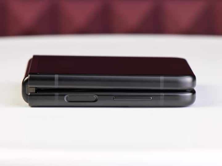 Expensive Android Smartphones : यहां हम आपको दुनिया के सबसे महंगे एंड्रॉयड फोन और उनकी कीमत के बारे में बताने जा रहे हैं.