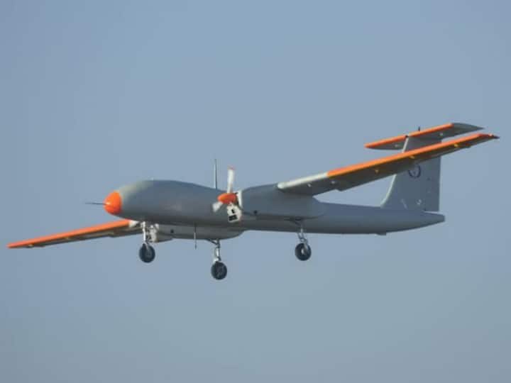 Explained tapas bh 201 drone of india will improve armed mission why is it important for the Indian Navy abpp Explained: स्वदेशी ड्रोन तापस कैसे साबित हो सकता है घातक हथियार, भारतीय नेवी के लिए क्यों जरूरी?