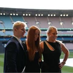 Shane Warne ਦੀ ਮੌਤ ਦੇ 11 ਮਹੀਨੇ ਬਾਅਦ ਵਸੀਅਤ ਆਈ ਸਾਹਮਣੇ: ਗ਼ੈਰ ਹੋਏ ਮਾਲਾ-ਮਾਲ, ਪ੍ਰੇਮਿਕਾ ਨੂੰ ਨਹੀਂ ਮਿਲਿਆ ਇਕ ਵੀ ਪੈਸਾ