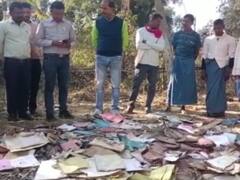 सरगुजा: पंचायत भवन में जले हुए सरकारी दस्तावेज मिलने से हड़कंप, सरपंच-सचिव रडार पर, जांच टीम गठित
