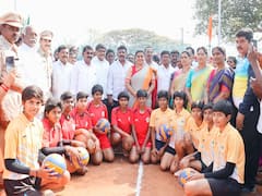 Minister RK Roja: విద్యార్థులు క్రీడాల్లో పాల్గొనేలా ప్రోత్సహించాలి: మంత్రి ఆర్కే రోజా