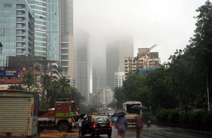 राज्यात पुन्हा थंडीचा जोर वाढणार आहे. हवामान विभागाने याबाबतचा अंदाज वर्तवला आहे. येत्या 12, 13 आणि 14 फेब्रुवारीला राज्यात थंडी वाढणार आहे.