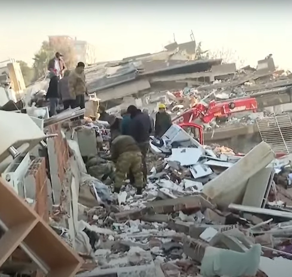 Turkiye Earthquake: 'हर तरफ तबाही...', abp न्यूज़ के कैमरे पर रिकॉर्ड हुई दिल दहला देने वाली तस्वीर