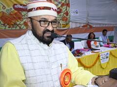 'अखिलेश यादव अब हिंदू तुष्टीकरण पर उतरे हैं', योगी के मंत्री का सपा अध्यक्ष पर निशाना