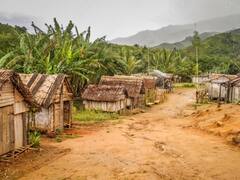 कर्नाटक का एक ऐसा गांव, जहां मेले से पहले घरों में लग जाता है ताला, दुकानें हो जाती हैं बंद, सदियों से चली आ रही है ये परंपरा