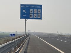 Delhi-Mumbai Expressway: अब 12 घंटे में दिल्ली से पहुंचे मुंबई, कल PM मोदी करेंगे सबसे लंबा एक्सप्रेस-वे का उद्घाटन, देखिए तस्वीरें