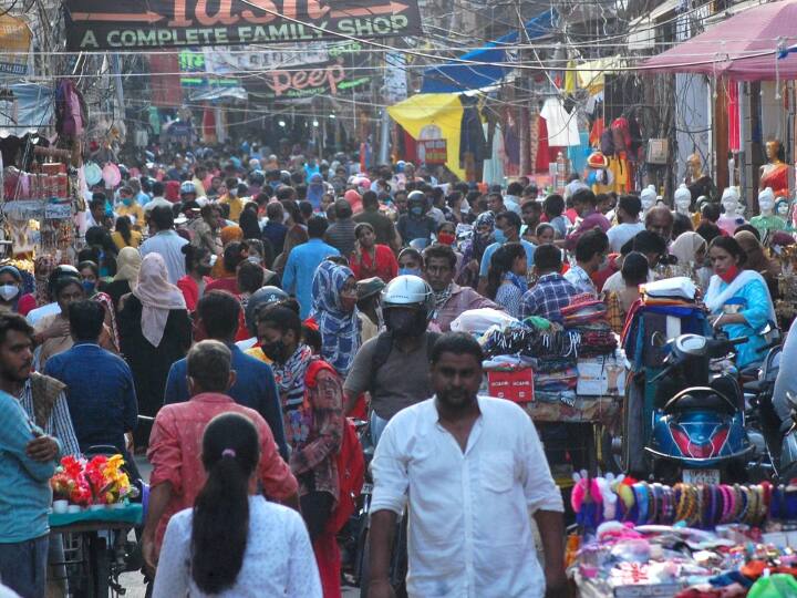 India will become the world most populous country this year leaving behind China report claims India Population: आबादी में इस साल चीन को भी पछाड़ देगा भारत, आखिर किन वजहों से बढ़ रही है जनसंख्या