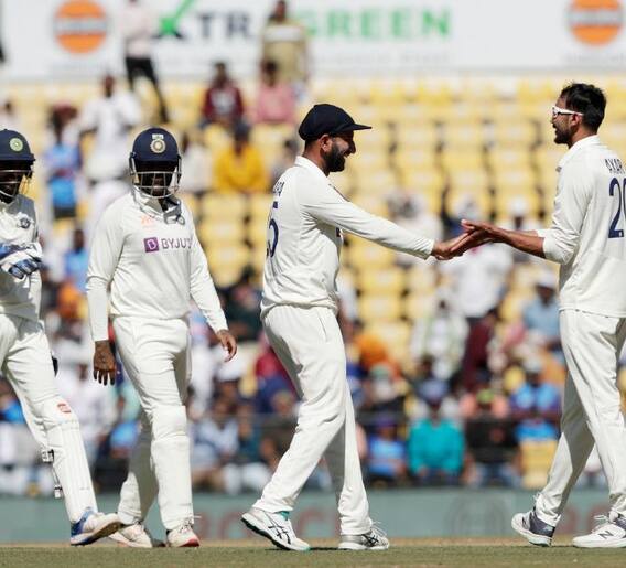 सलामीच्या कसोटी भारताचा दमदार विजय