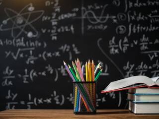 ये है दुनिया का सबसे छोटा स्कूल, सिर्फ एक बच्चा करता है पढ़ाई