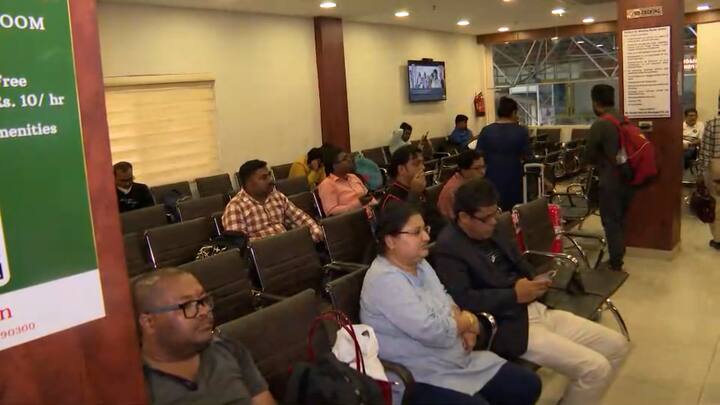 এবার ট্রেনের অপেক্ষায় বিরক্তি নয়, এবার পুরোটাই বিনোদনের আমেজ।