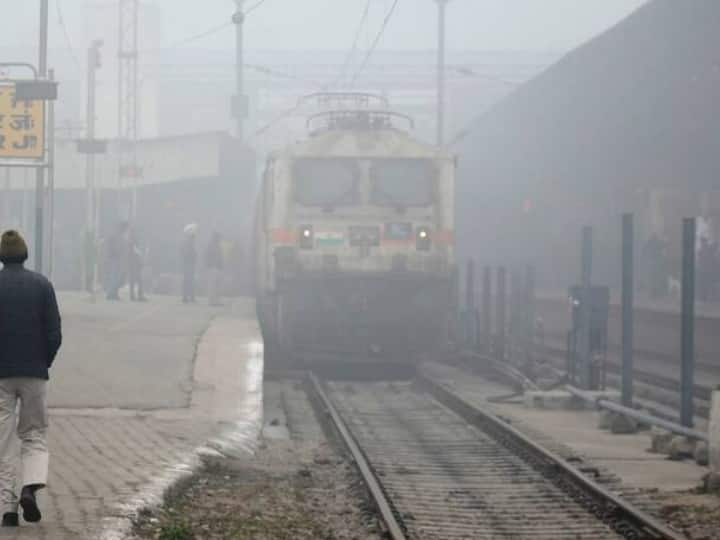 Cancelled Train Today: रेलवे ने 34 ट्रेनों के बदल दिए रूट, 370 से ज्यादा गाड़ियां हुई कैंसिल, देखें पूरी लिस्ट Cancelled Train Today 11 February 2023 Railway divert 34 trains and cancelled more than 370 trains see list Cancelled Train Today: रेलवे ने 34 ट्रेनों के बदल दिए रूट, 370 से ज्यादा गाड़ियां हुई कैंसिल, देखें पूरी लिस्ट