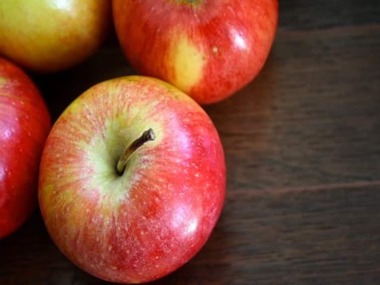 Eat apples like this for breakfast in the morning, diseases will stay away for life, know the benefits Moring Health Tips: સવારે  નાસ્તામાં આ રીતે ખાવ સફરજન, જીવનભર બીમારીઓ રહેશે દૂર, જાણો ફાયદા