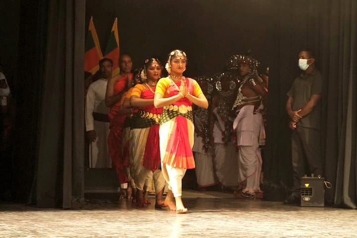 இந்தியா - இலங்கை நாடுகளின் நல்லுறவை பிரதிபலிக்கும் வகையில் கலாச்சார மையம் திறப்பு