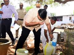 கரூரில் வளர்ச்சி திட்ட பணிகள் குறித்து நேரில் பார்வையிட்ட ஆட்சியர் பிரபுசங்கர்