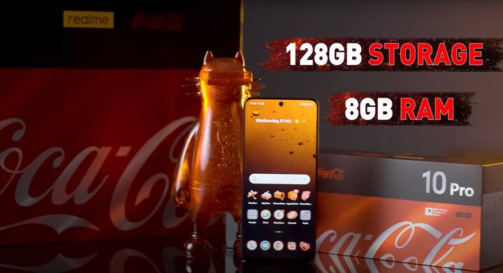 स्मार्टफोन के स्पेसिफिकेशन की बात करें तो इसमें आपको 8GB रैम और 128GB का इंटरनल स्टोरेज मिलता है. मोबाइल फोन 108 मेगापिक्सल का प्राइमरी कैमरा और 2 मेगापिक्सल का पोट्रेट लेंस के साथ आता है. स्मार्टफोन में 5000 एमएएच की बैटरी दी गई है. (YouTube)