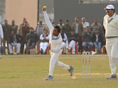 राजनीति से अलग अखिलेश यादव की ये तस्वीरें देख कर चौंक जाएंगे आप, बॉलीवुड एक्ट्रेस से क्रिकेट के मैदान तक