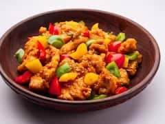 Paneer Chilli Dry: कुछ स्पाइसी खाने का कर रहा है मन, तो बनाएं ड्राई 'पनीर चिली', यह रही पूरी रेसिपी