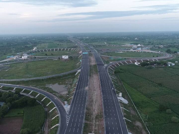 पीएम मोदी अपनी कर्नाटक यात्रा के दौरान बेंगलूरू में वायुसेना स्टेशन में एयरो इंडिया 2023 के 14वें संस्करण का उद्घाटन करेंगे.