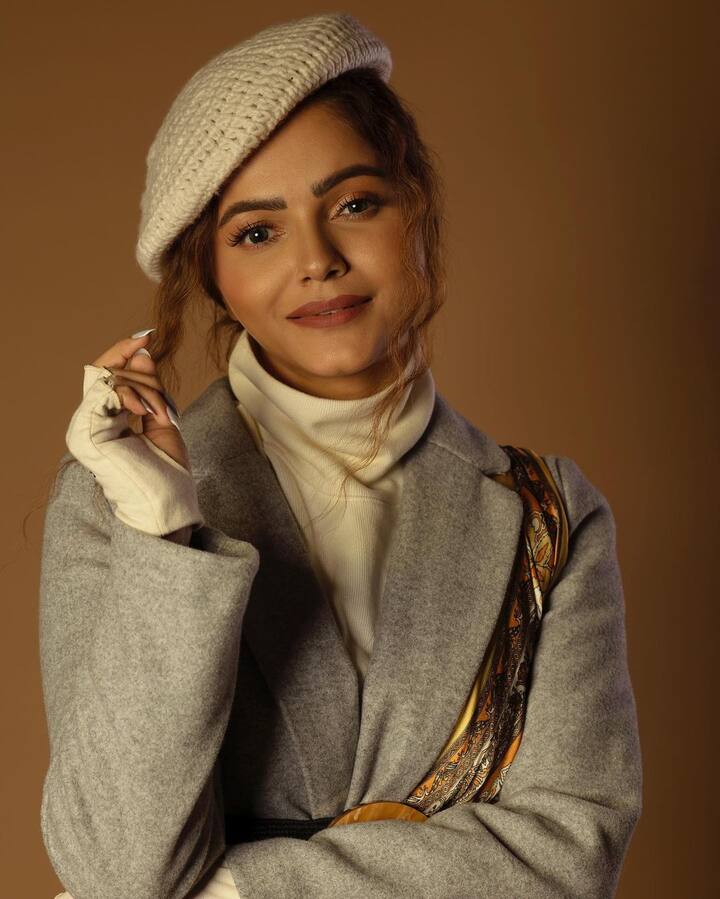 Bigg Boss Season 14 Winner: सलमान खान के शो ‘बिग बॉस 14’ की ट्रॉफी एक्ट्रेस रुबीना दिलैक ने जीती थी. वह इसके बाद कई रिएलिटी शो में नजर आईं.